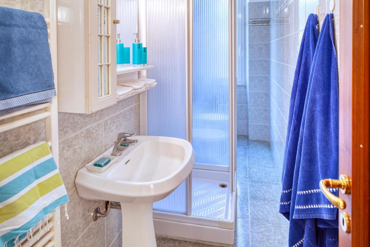 Oliva House Apartment Леванто Екстериор снимка